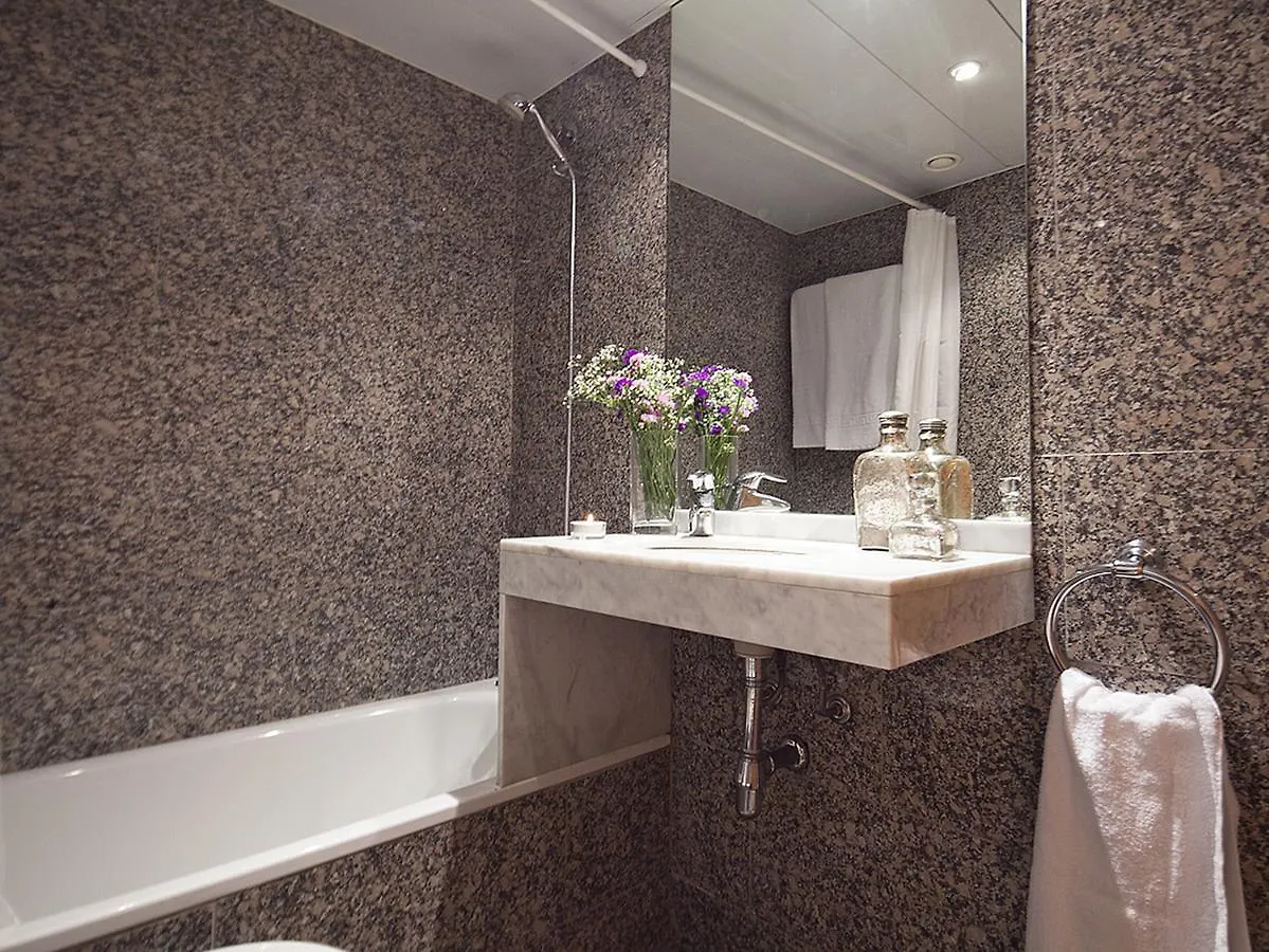 Apartment Barcelona Rentals - Penthouse With Terrace